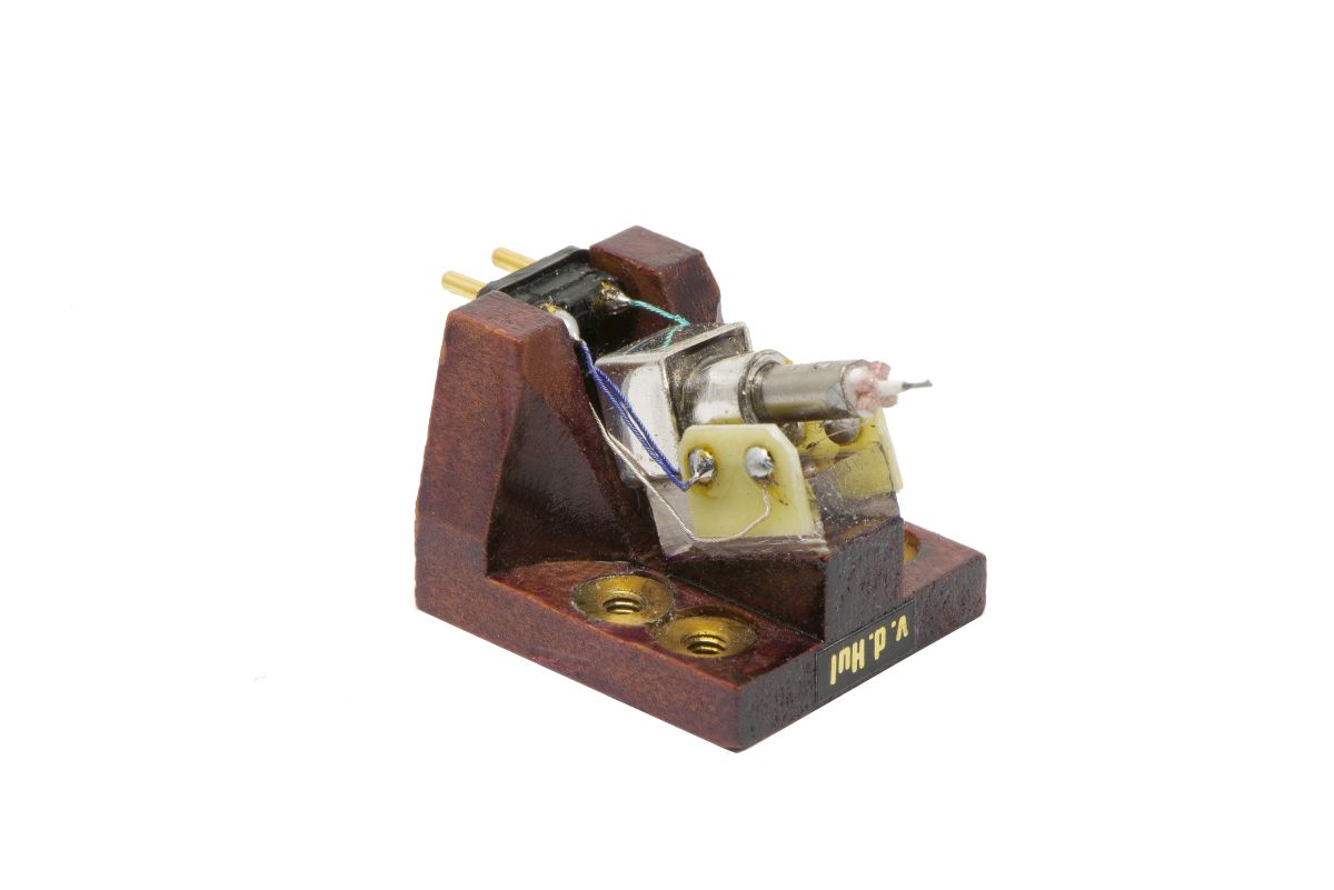 van den Hul The Colibri XGW Master Signature