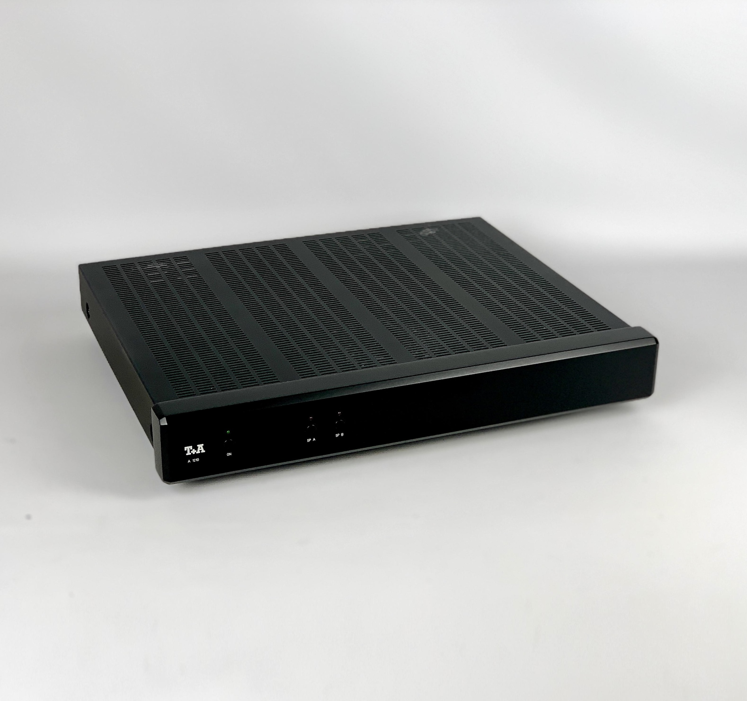 T+A A 1210R ,schwarz, gebraucht, 1 Jahr Garantie