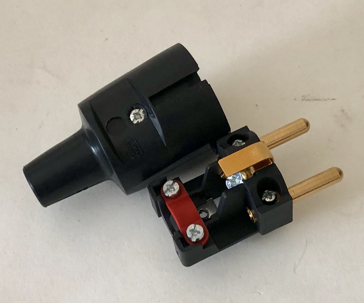Hifi-Tuning Netzstecker Gold, Schuko