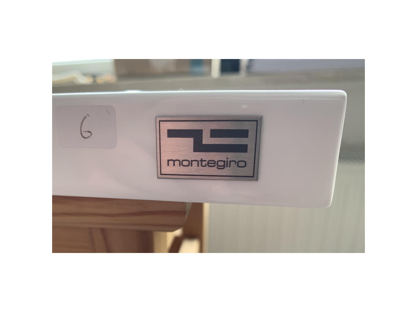 Montegiro Zarge Seidenmatt weiss 6
